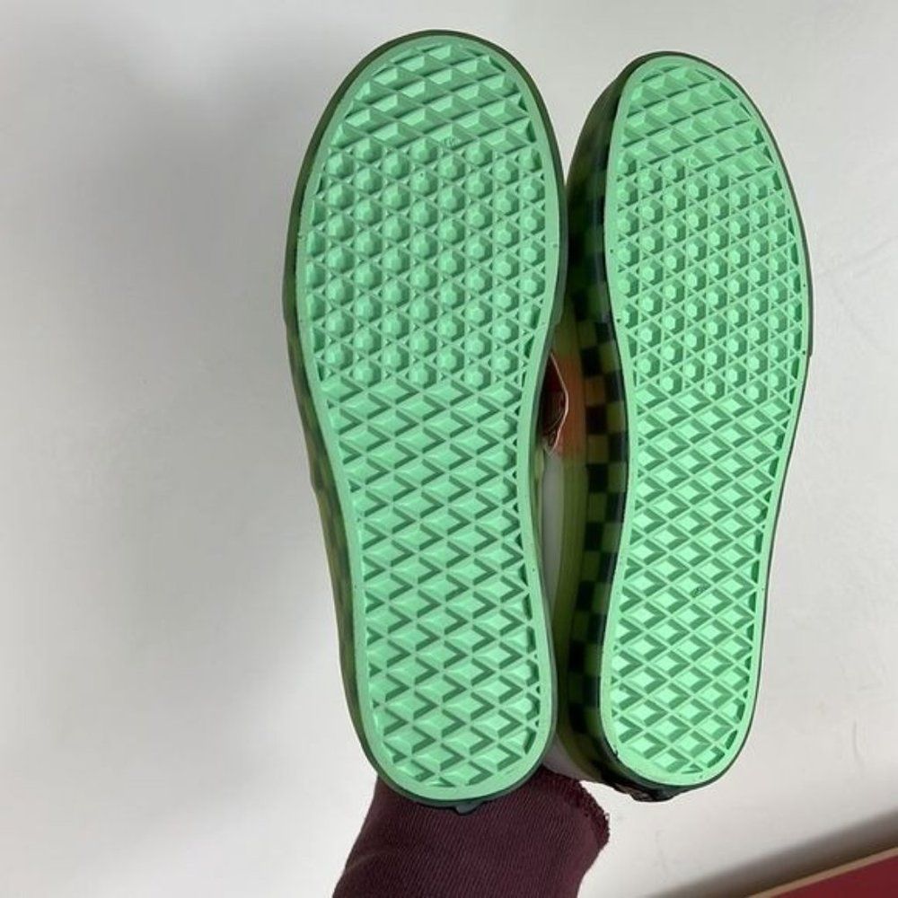 Vans translucent green grash checkered white authentic sneakers women’s size 8.5 - Picture 7 of 8